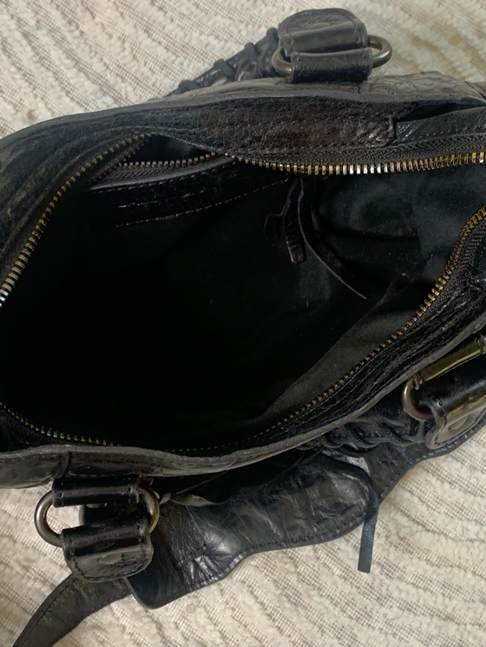Black Women’s Leather Fringe Satchel Shoulder Bag - Picture 8 of 16